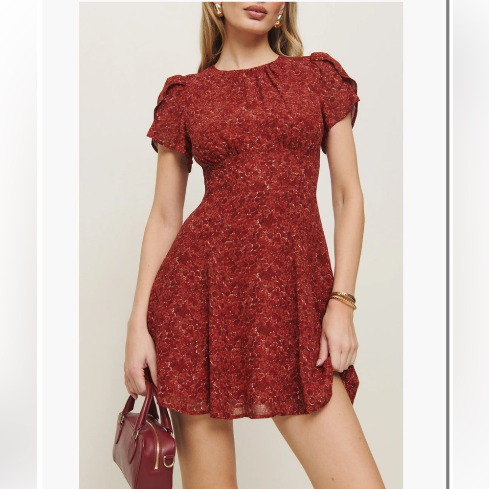 NEW! Reformation Lula Flutter Sleeve Floral Mini Dress Size 2